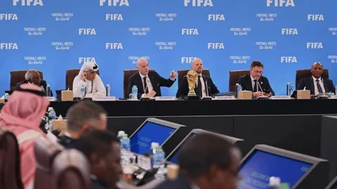 巴薩中衛陣容傷兵累累，皮克獨木難支，歐冠之路岌岌可危？